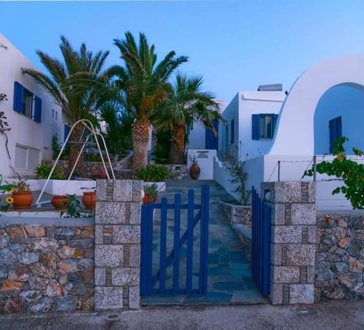 Anna's Place Rooms Irakleia  Exterior foto