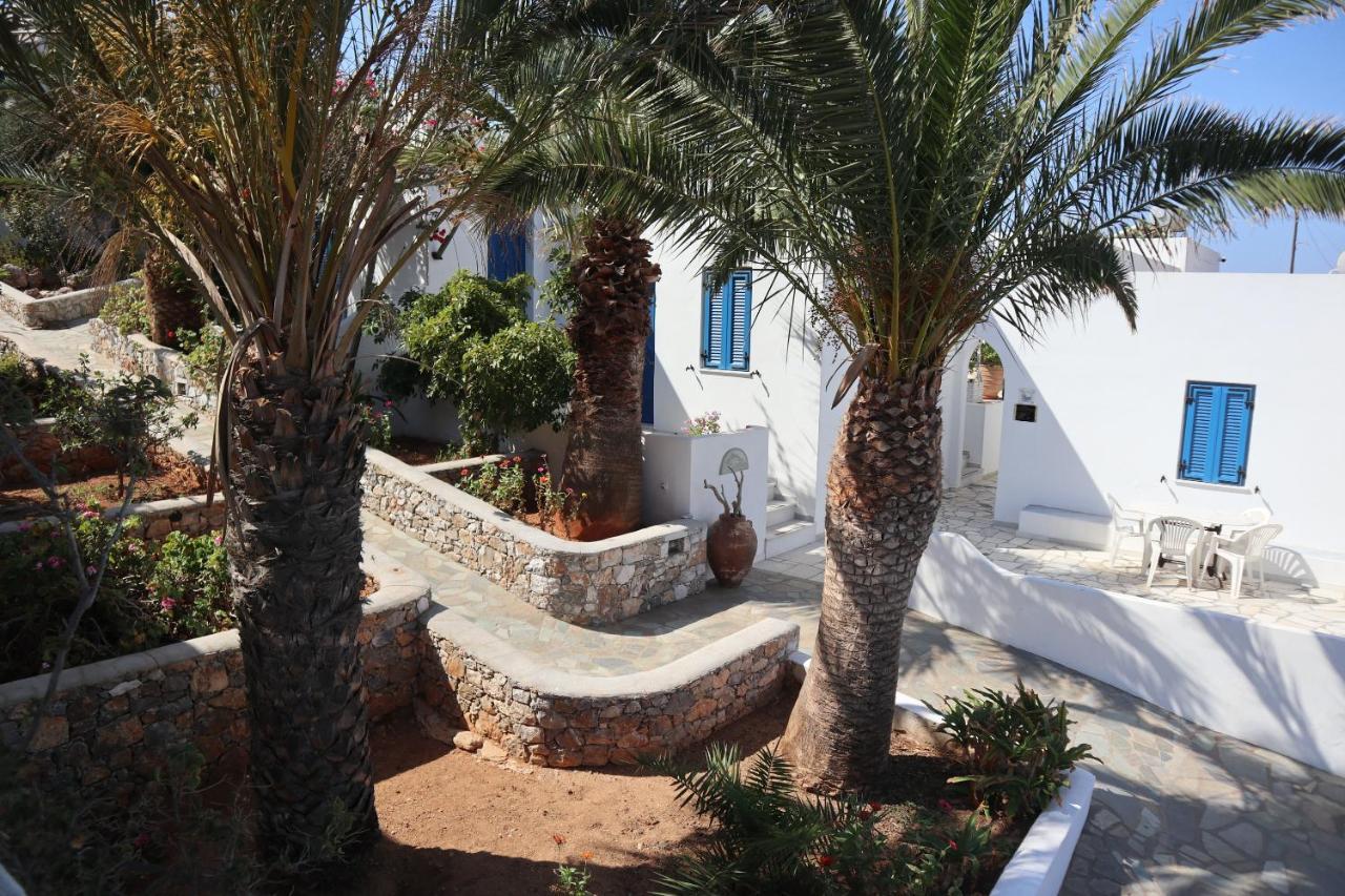 Anna's Place Rooms Irakleia  Exterior foto