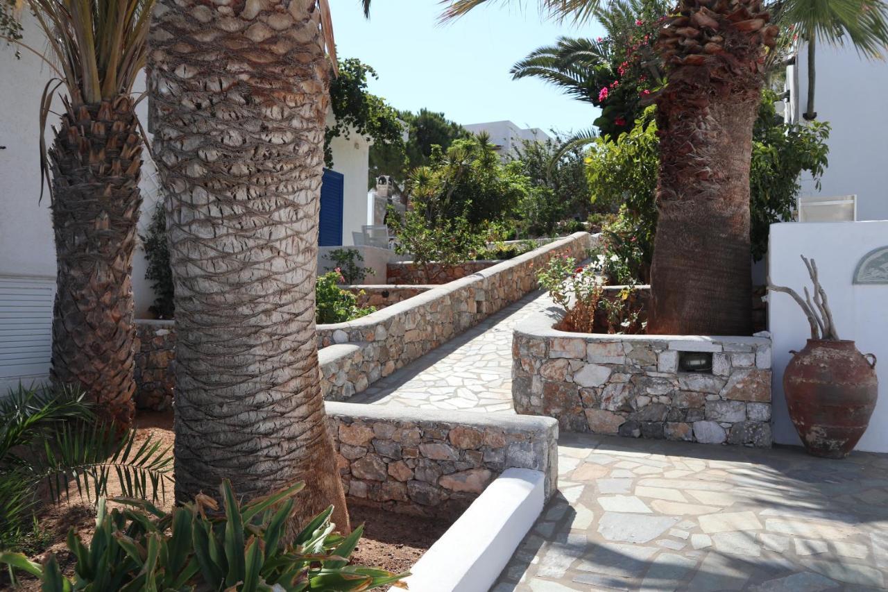 Anna's Place Rooms Irakleia  Exterior foto
