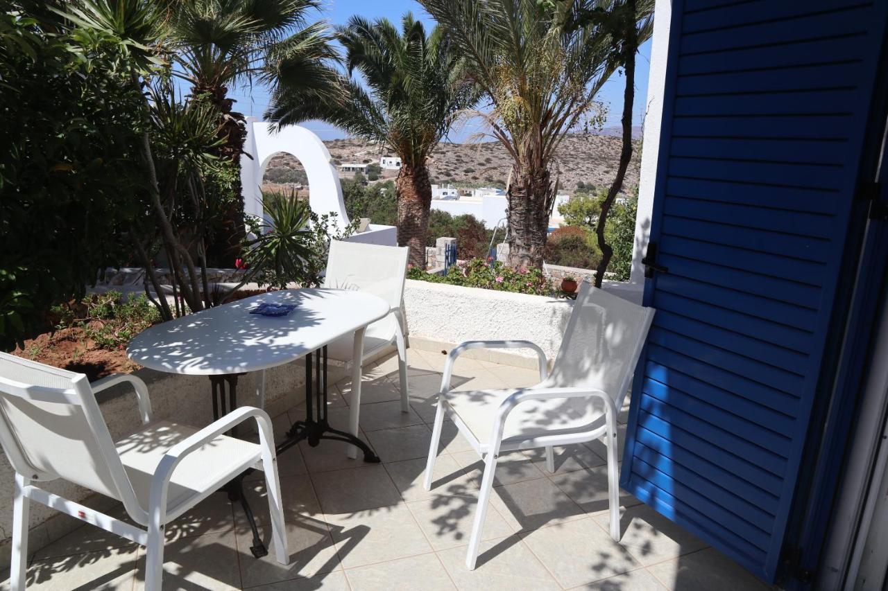 Anna's Place Rooms Irakleia  Exterior foto