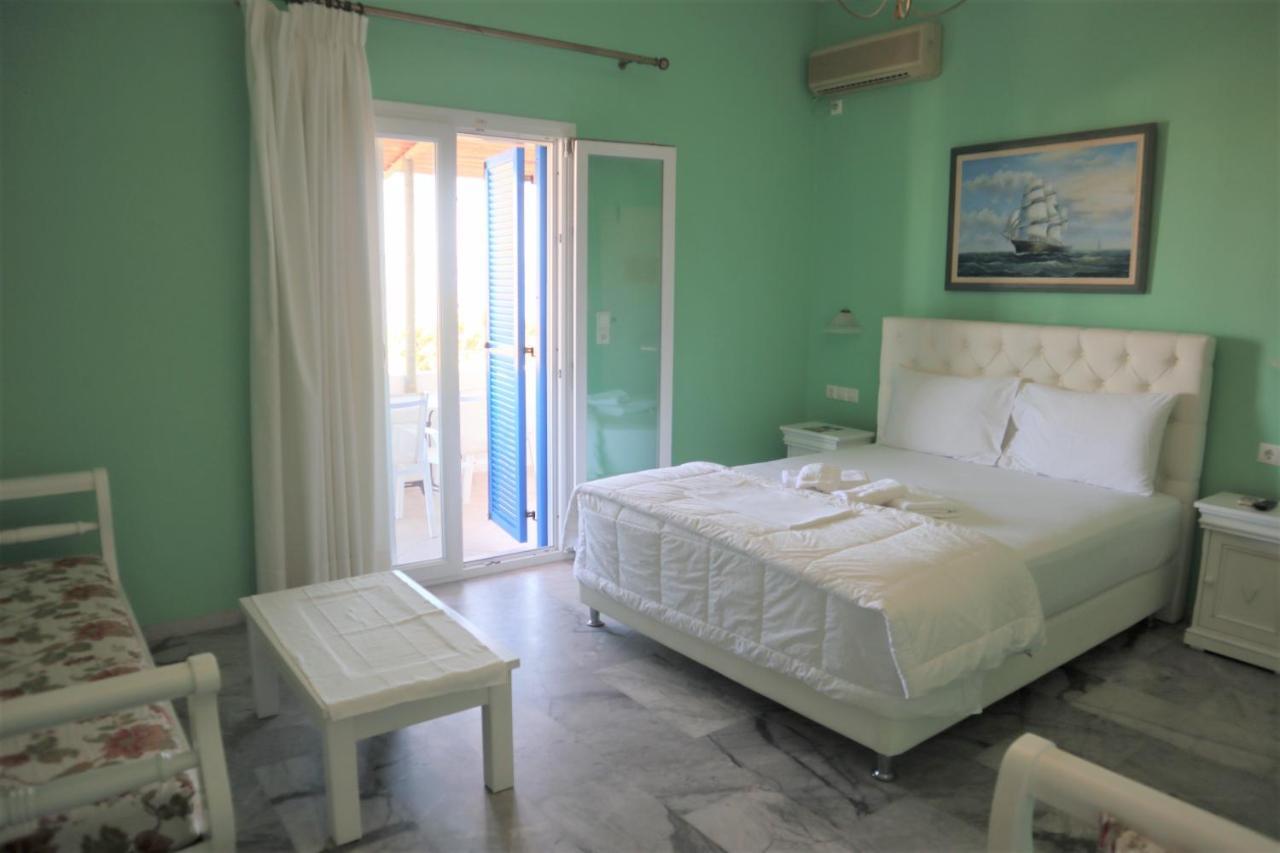 Anna's Place Rooms Irakleia  Exterior foto