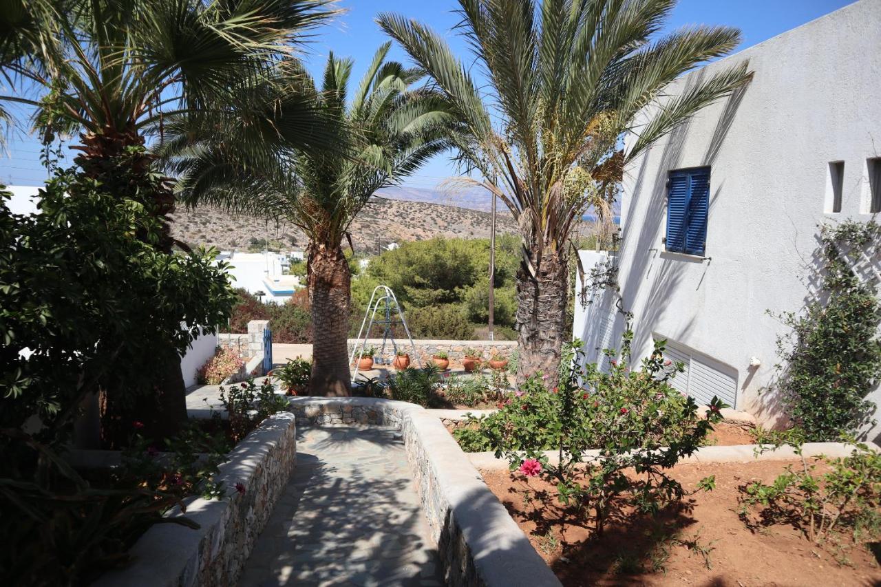 Anna's Place Rooms Irakleia  Exterior foto
