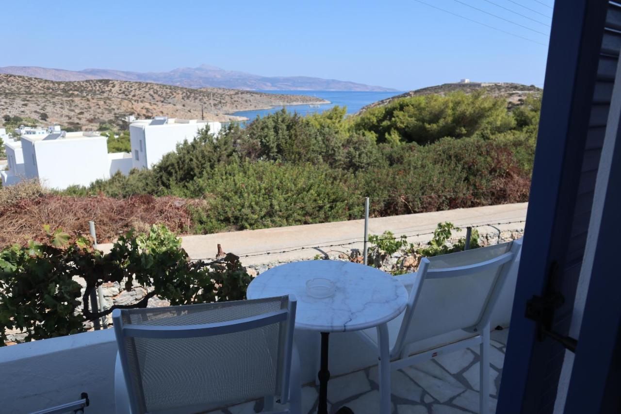 Anna's Place Rooms Irakleia  Exterior foto