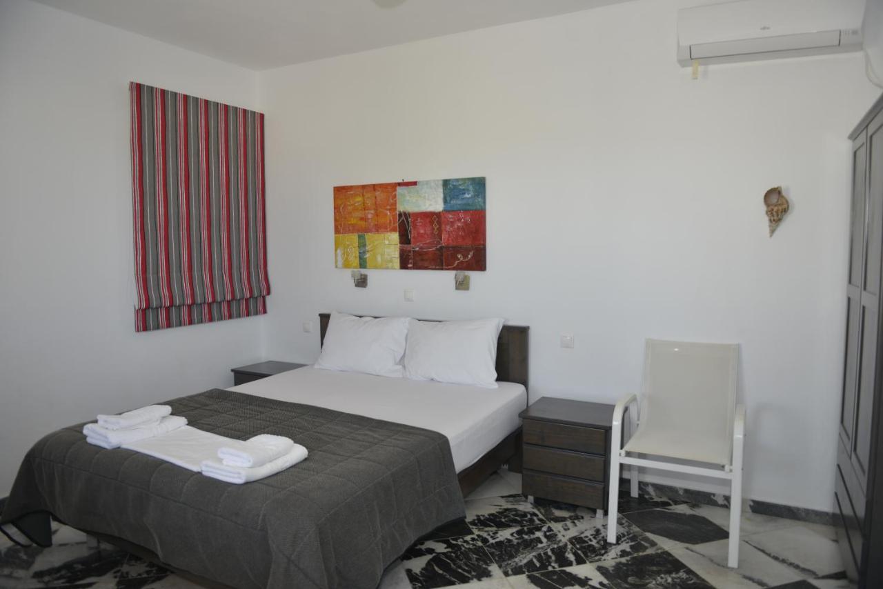 Anna's Place Rooms Irakleia  Exterior foto